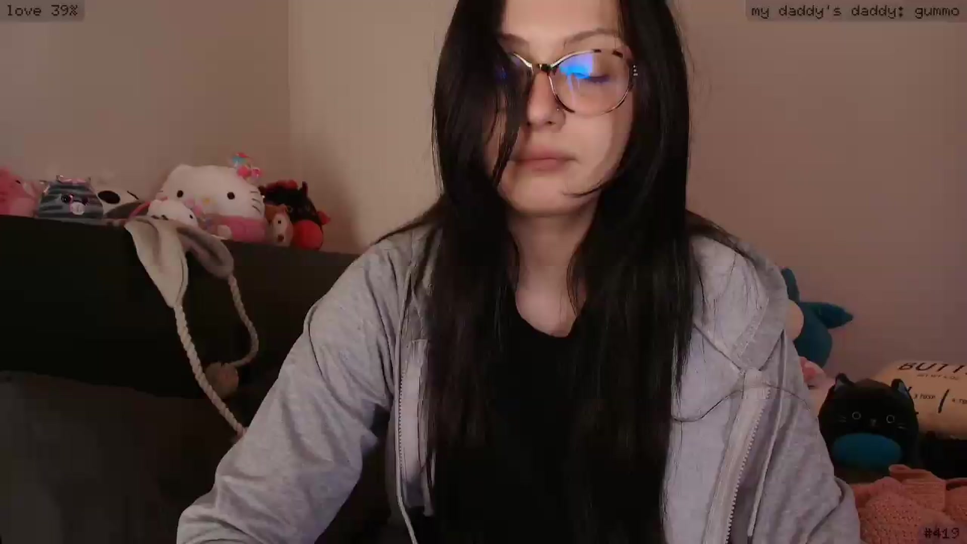 Gallery image thumbnail from RoomToAvoid's myfreecams stream on, 06/26/2026, 01:32 image 19 of 20
