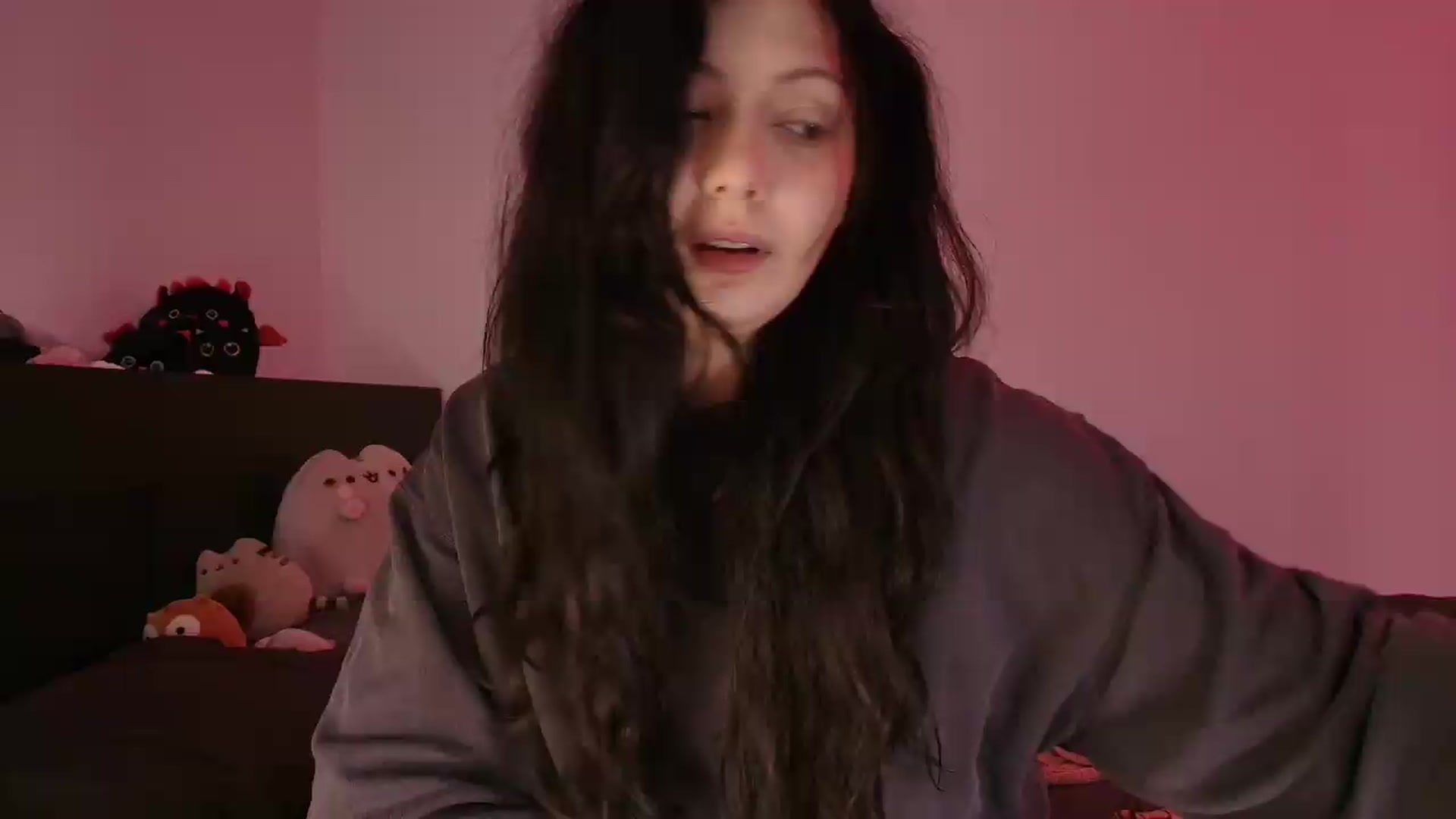 Gallery image thumbnail from RoomToAvoid's myfreecams stream on, 07/03/2026, 03:19 image 8 of 20