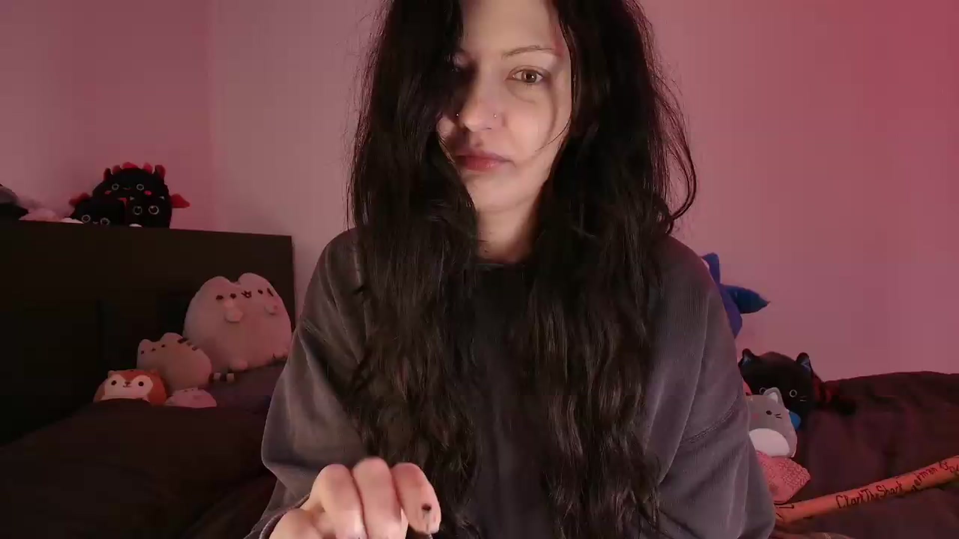 Gallery image thumbnail from RoomToAvoid's myfreecams stream on, 07/03/2026, 03:19 image 19 of 20