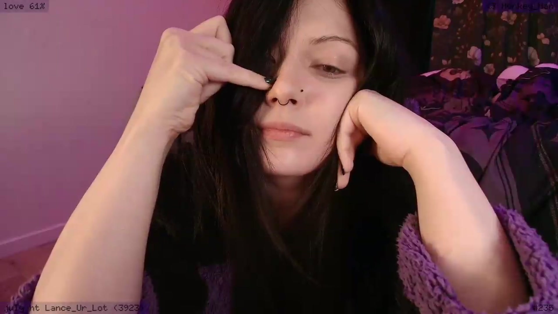 Gallery image thumbnail from RoomToAvoid's myfreecams stream on, 07/28/2026, 06:46 image 4 of 20