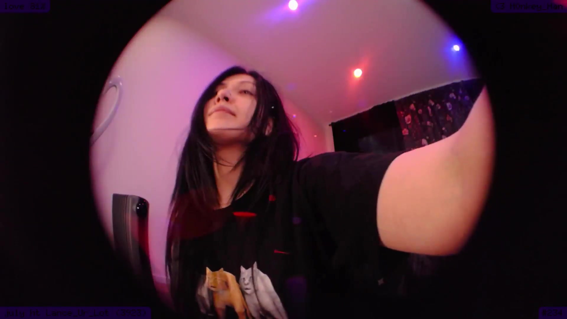 Gallery image thumbnail from RoomToAvoid's myfreecams stream on, 07/28/2026, 06:46 image 15 of 20