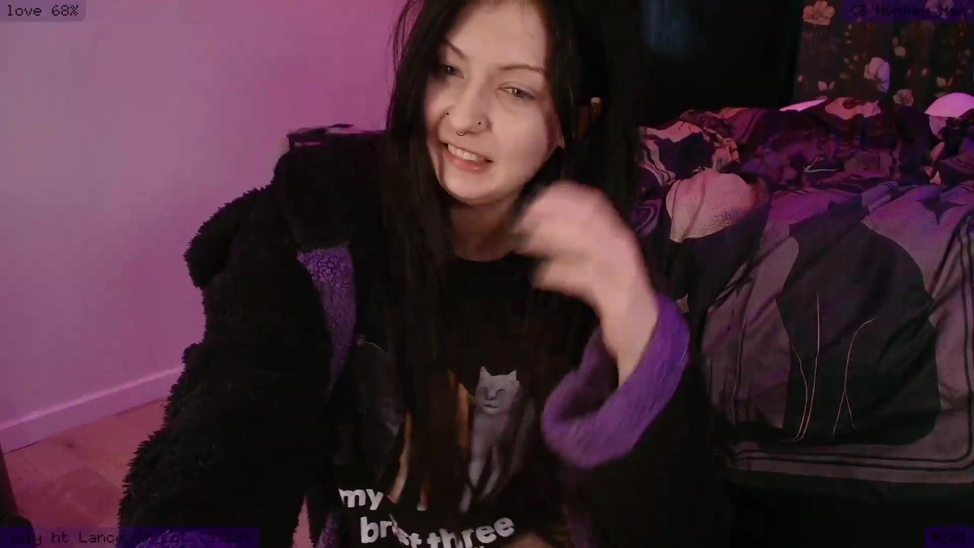 Gallery image thumbnail from RoomToAvoid's myfreecams stream on, 07/28/2026, 06:46 image 10 of 20