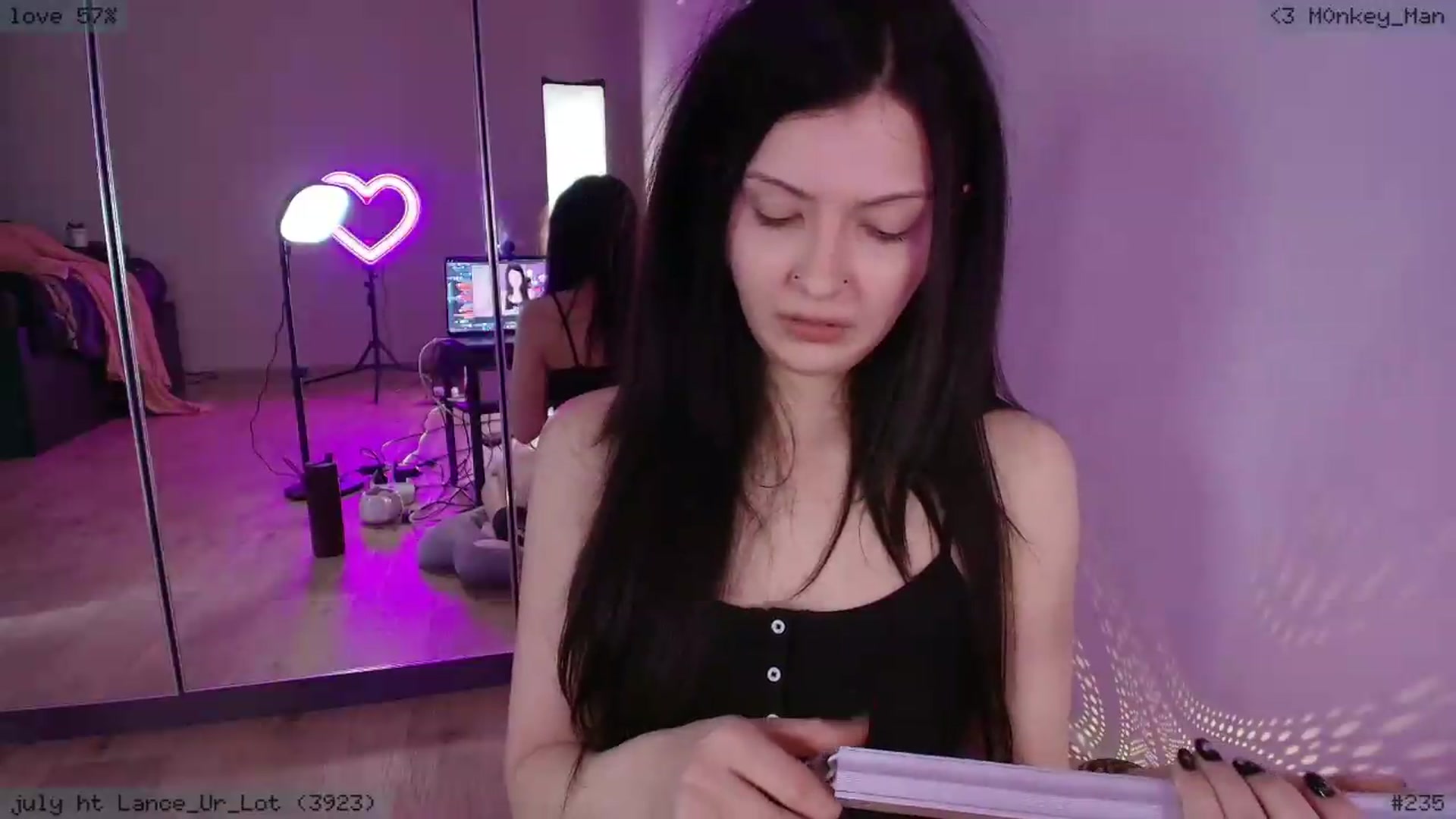 Gallery image thumbnail from RoomToAvoid's myfreecams stream on, 07/31/2026, 03:42 image 16 of 20