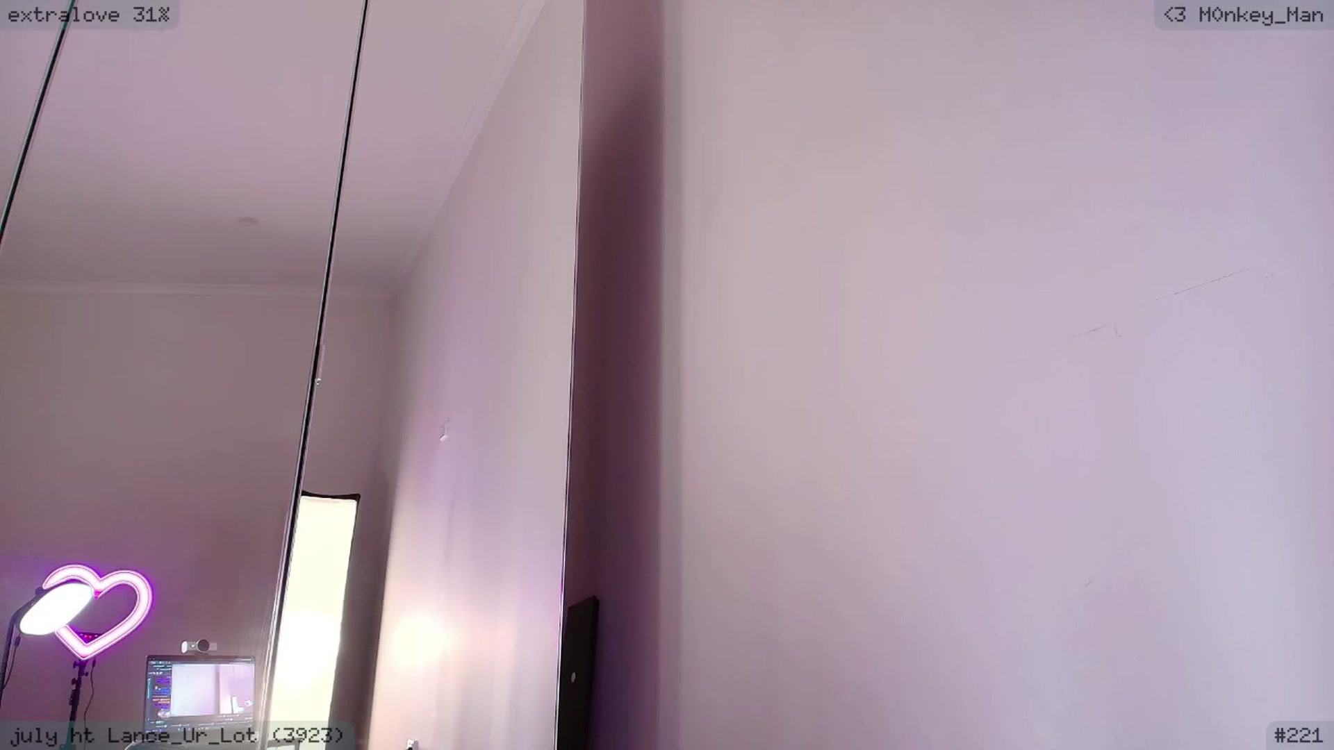 Gallery image thumbnail from RoomToAvoid's myfreecams stream on, 07/31/2026, 04:33 image 17 of 20