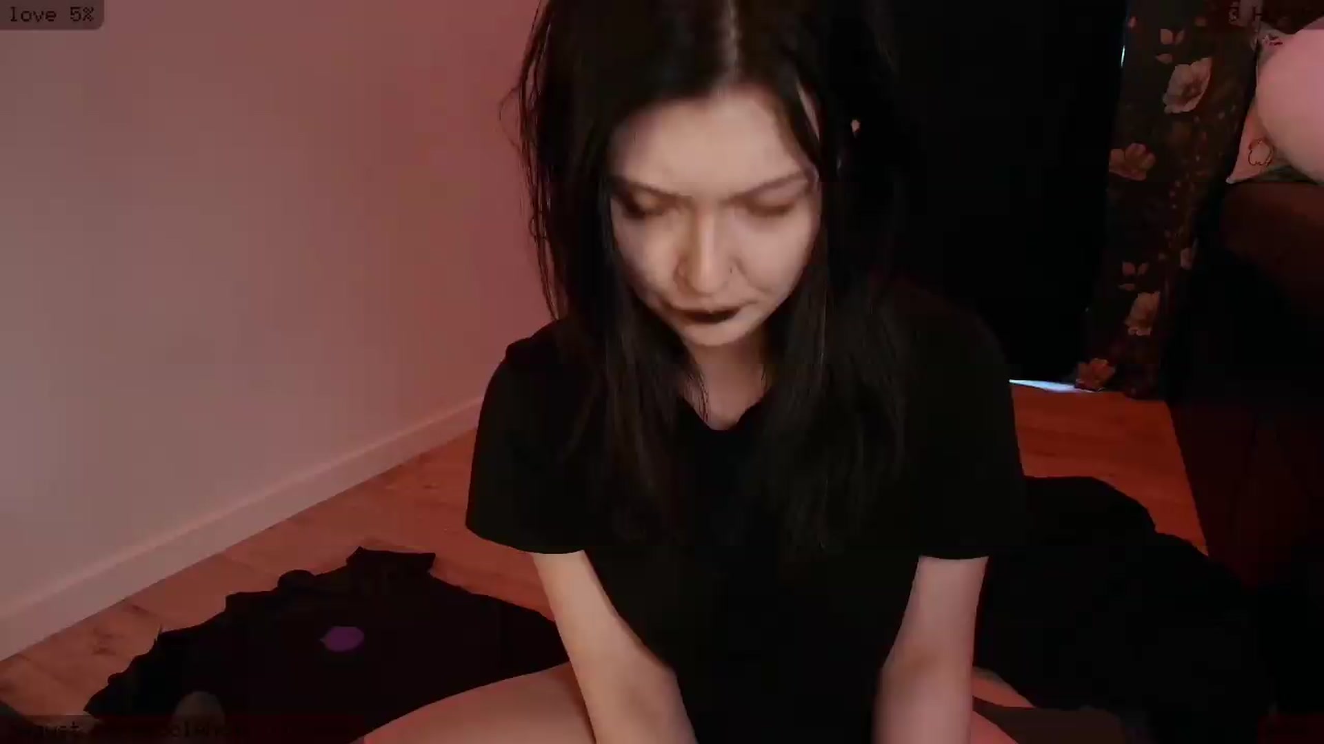 Gallery image thumbnail from RoomToAvoid's myfreecams stream on, 08/15/2026, 01:53 image 2 of 20