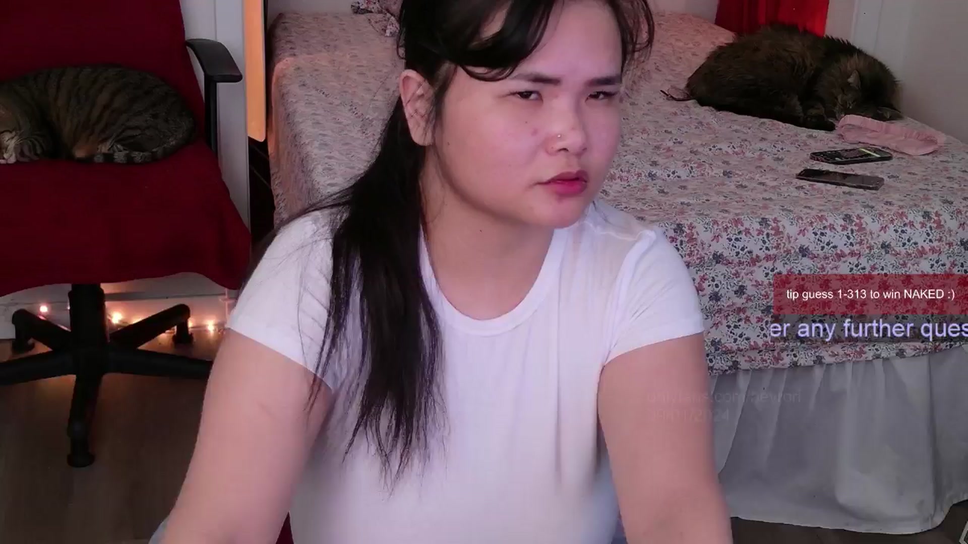 Gallery image thumbnail from Roriverse's myfreecams stream on, 11/16/2024, 23:44 image 20 of 20