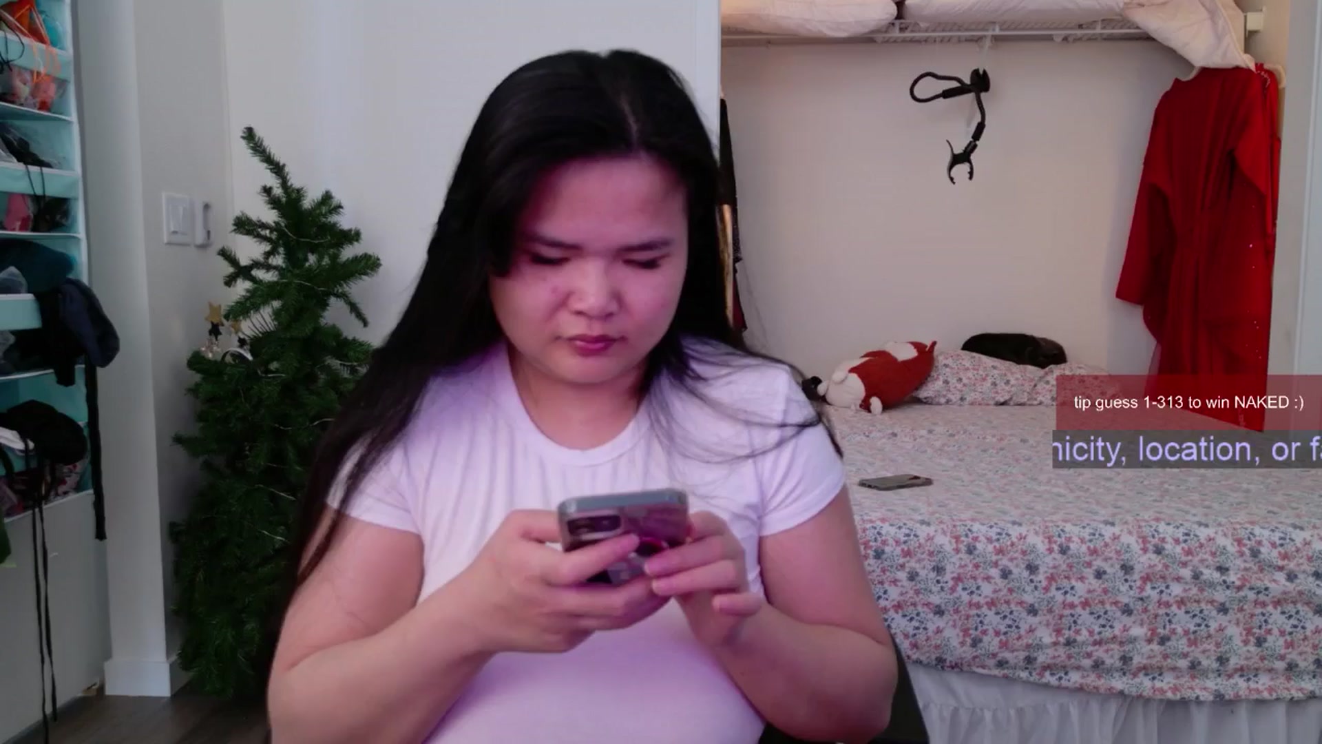 Gallery image thumbnail from Roriverse's myfreecams stream on, 11/24/2024, 19:56 image 13 of 20