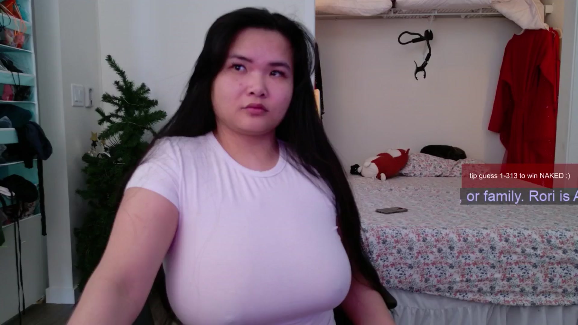 Gallery image thumbnail from Roriverse's myfreecams stream on, 11/24/2024, 19:56 image 6 of 20