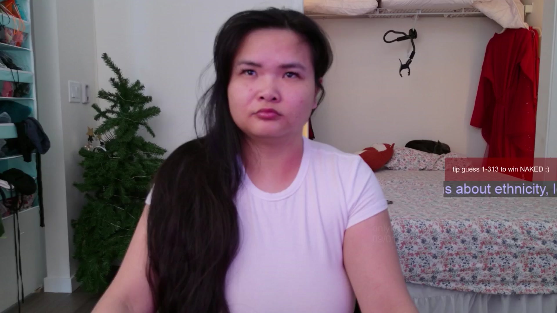 Gallery image thumbnail from Roriverse's myfreecams stream on, 11/24/2024, 19:56 image 19 of 20