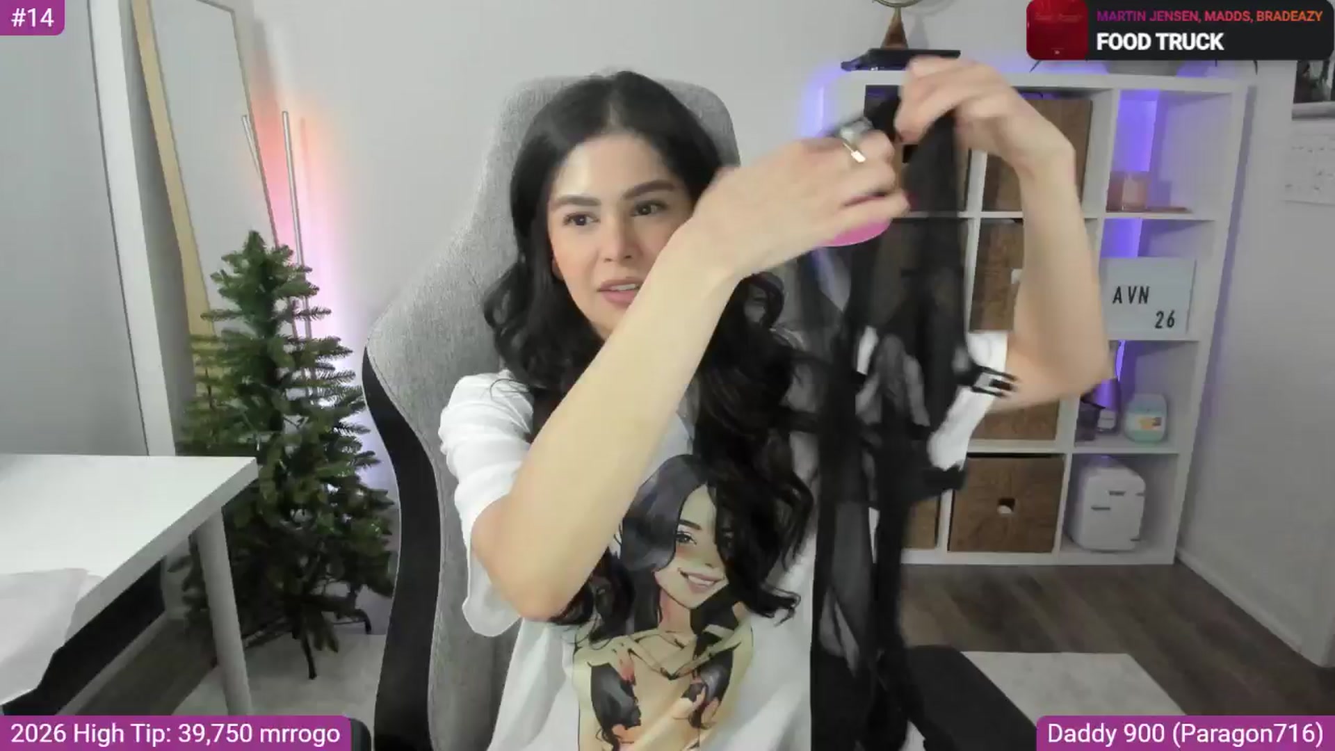Gallery image thumbnail from RorrieGomez's myfreecams stream on, 01/09/2026, 02:33 image 1 of 20