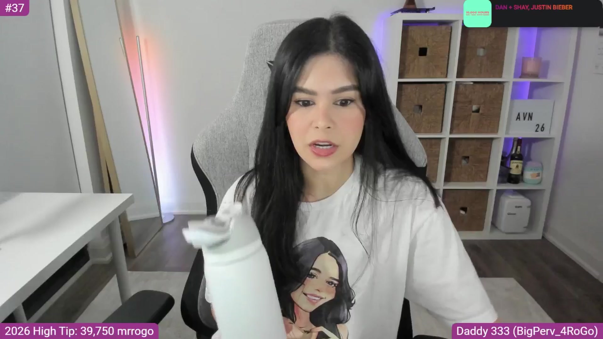 Gallery image thumbnail from RorrieGomez's myfreecams stream on, 01/14/2026, 03:14 image 5 of 20