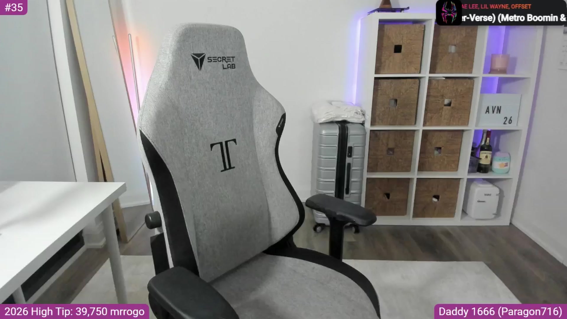 Gallery image thumbnail from RorrieGomez's myfreecams stream on, 01/14/2026, 03:14 image 11 of 20