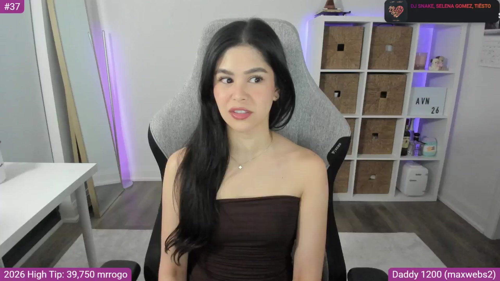 Gallery image thumbnail from RorrieGomez's myfreecams stream on, 01/17/2026, 03:10 image 6 of 20