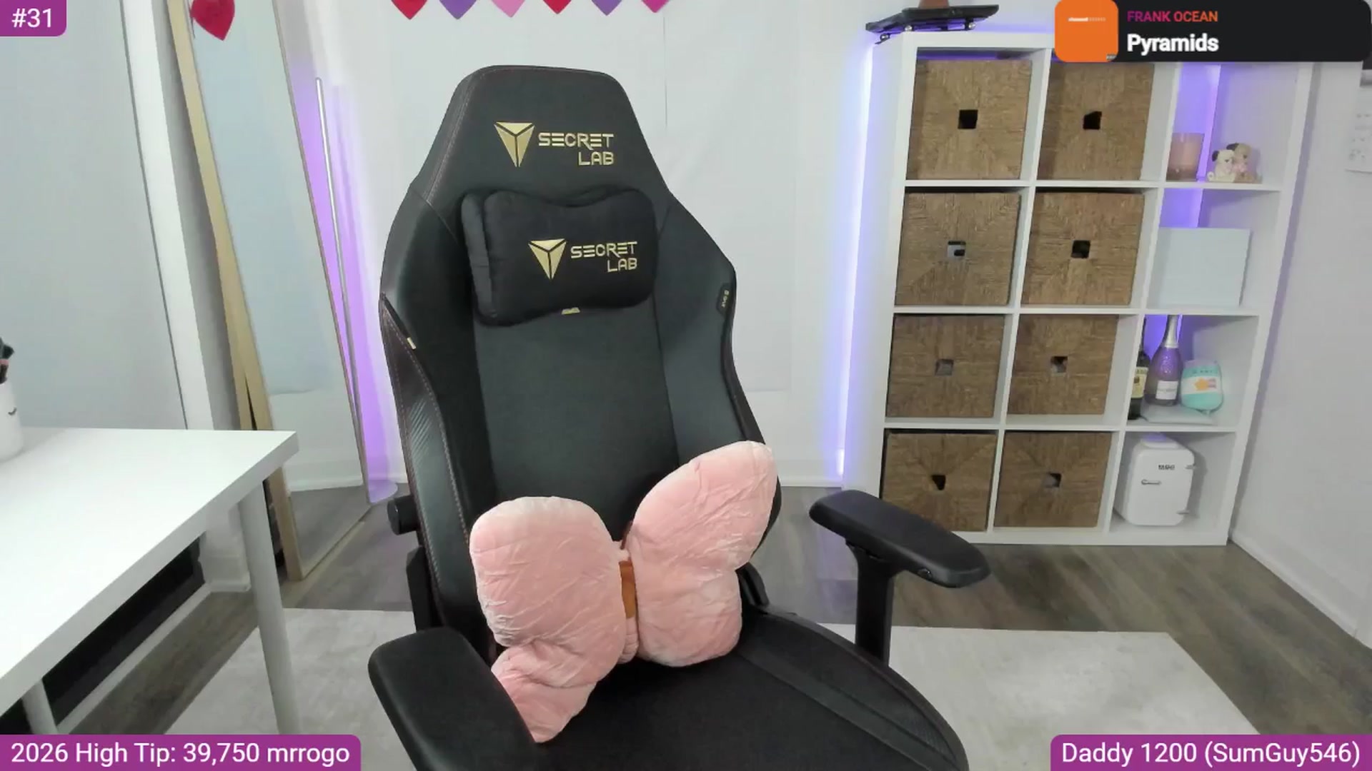 Gallery image thumbnail from RorrieGomez's myfreecams stream on, 02/01/2026, 02:58 image 2 of 20