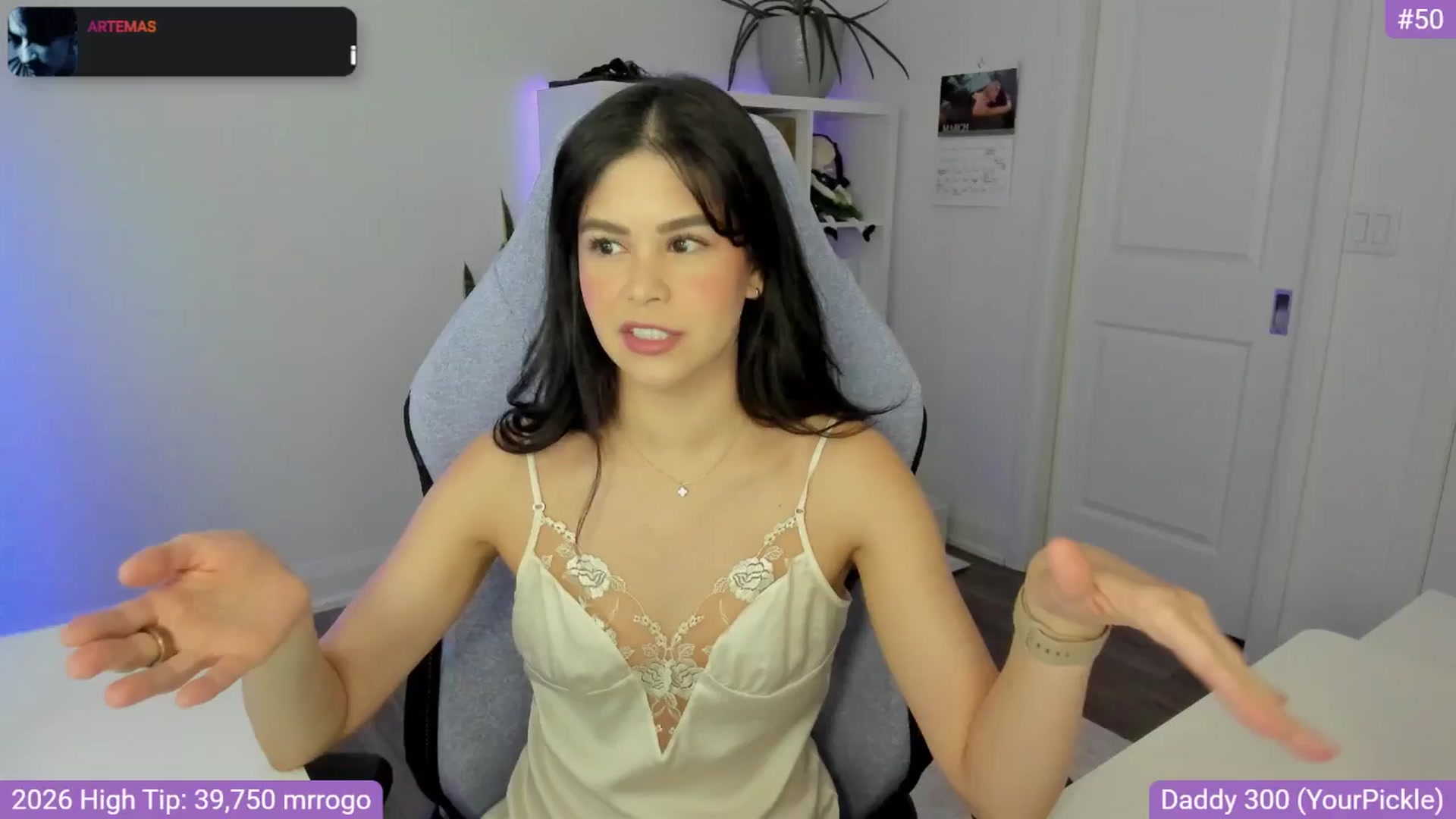 Gallery image thumbnail from RorrieGomez's myfreecams stream on, 03/31/2026, 24:01 image 9 of 20