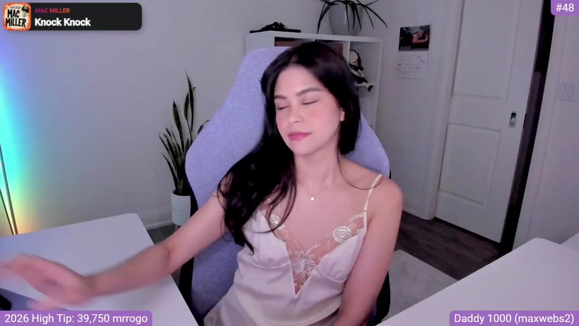 Gallery image thumbnail from RorrieGomez's myfreecams stream on, 03/31/2026, 01:47 image 9 of 20