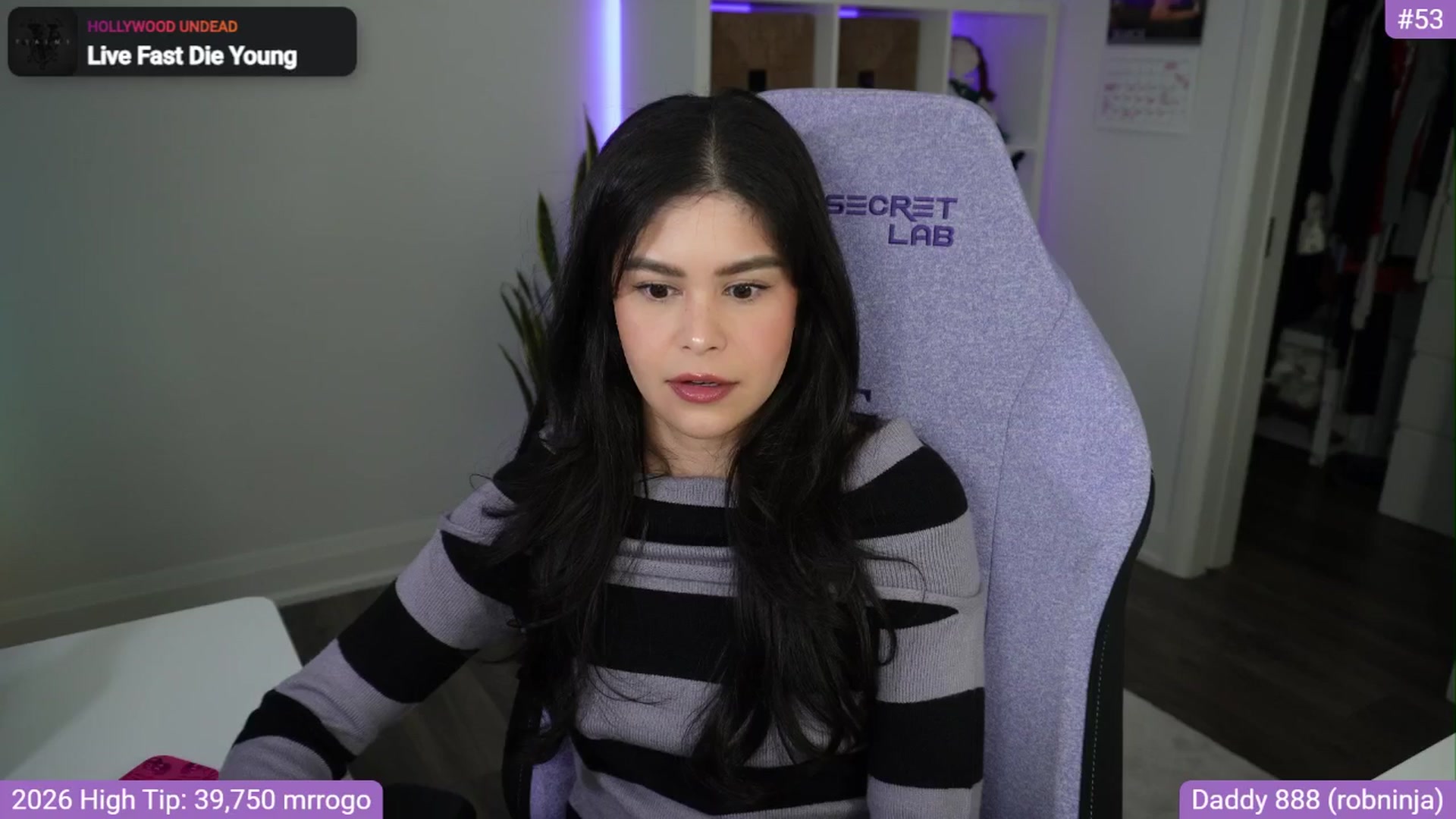 Gallery image thumbnail from RorrieGomez's myfreecams stream on, 04/01/2026, 03:28 image 8 of 20