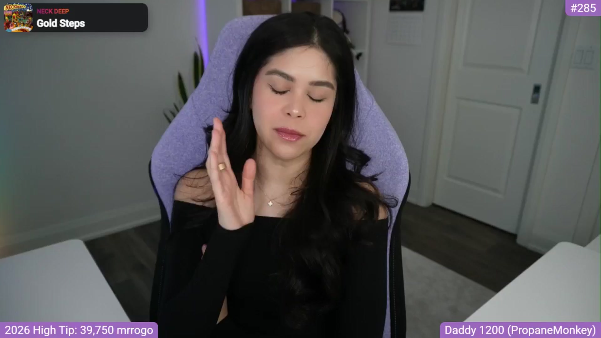 Gallery image thumbnail from RorrieGomez's myfreecams stream on, 04/05/2026, 24:01 image 3 of 20