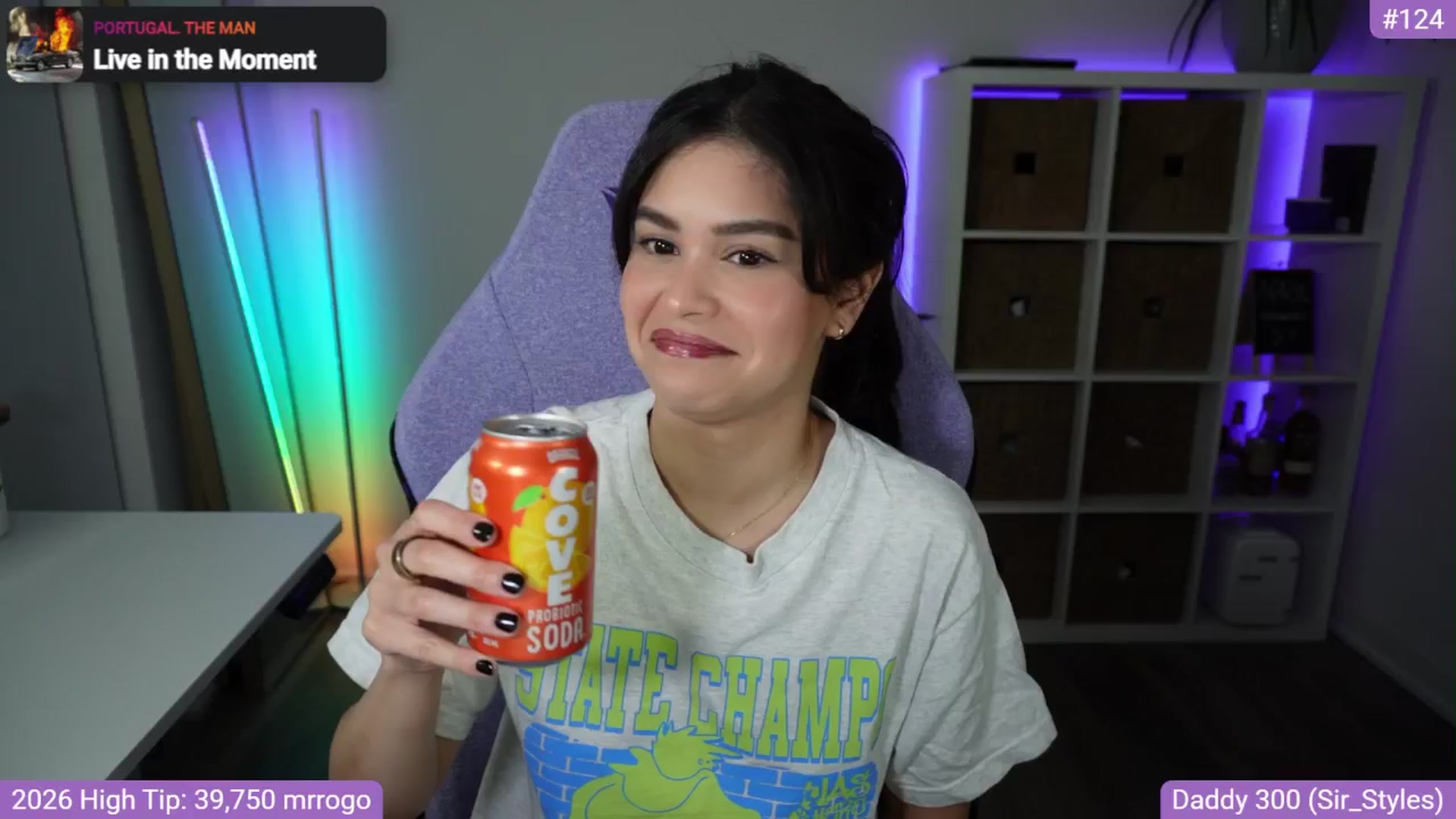 Gallery image thumbnail from RorrieGomez's myfreecams stream on, 04/15/2026, 24:45 image 13 of 20