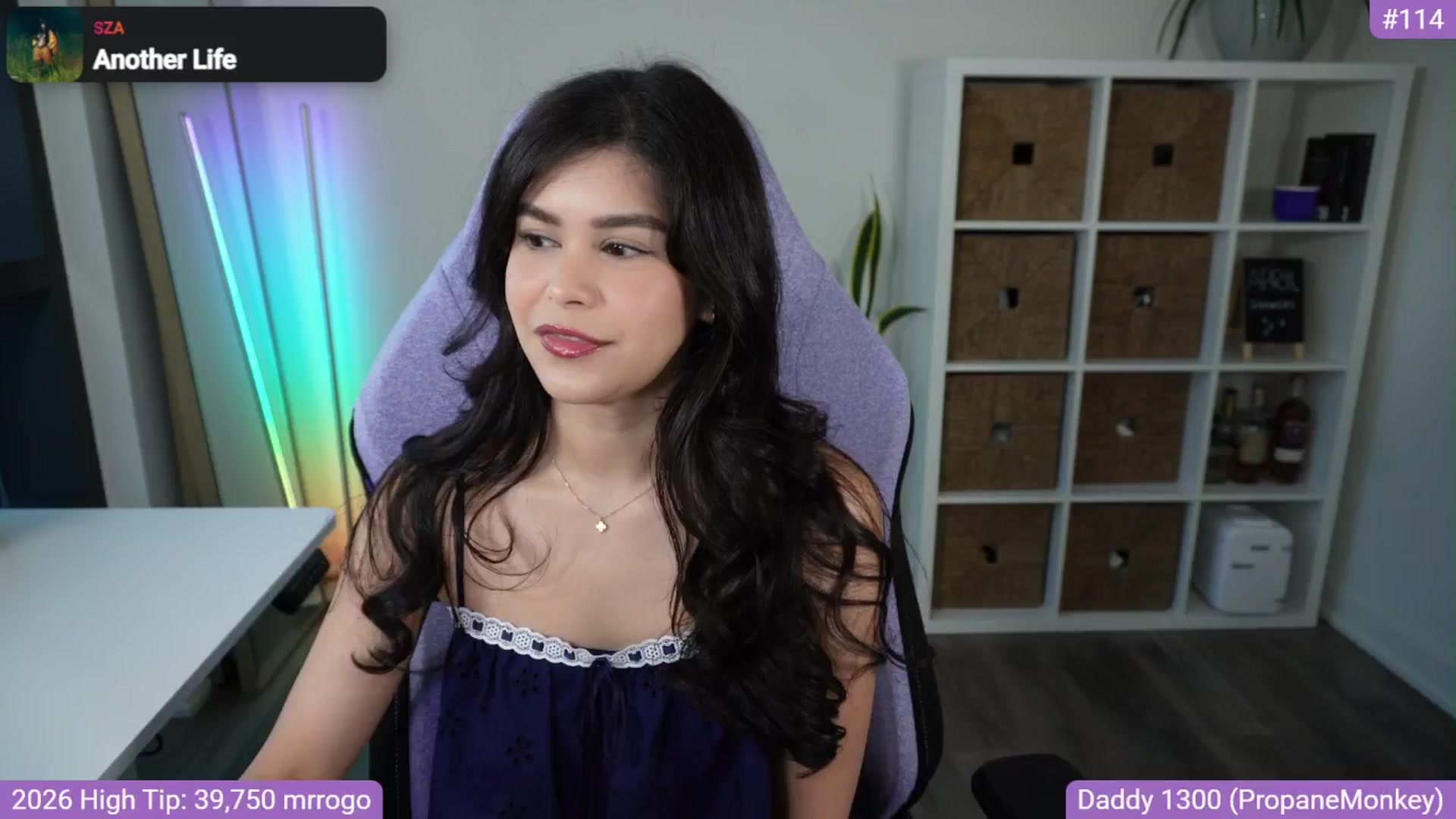 Gallery image thumbnail from RorrieGomez's myfreecams stream on, 04/18/2026, 03:14 image 1 of 20