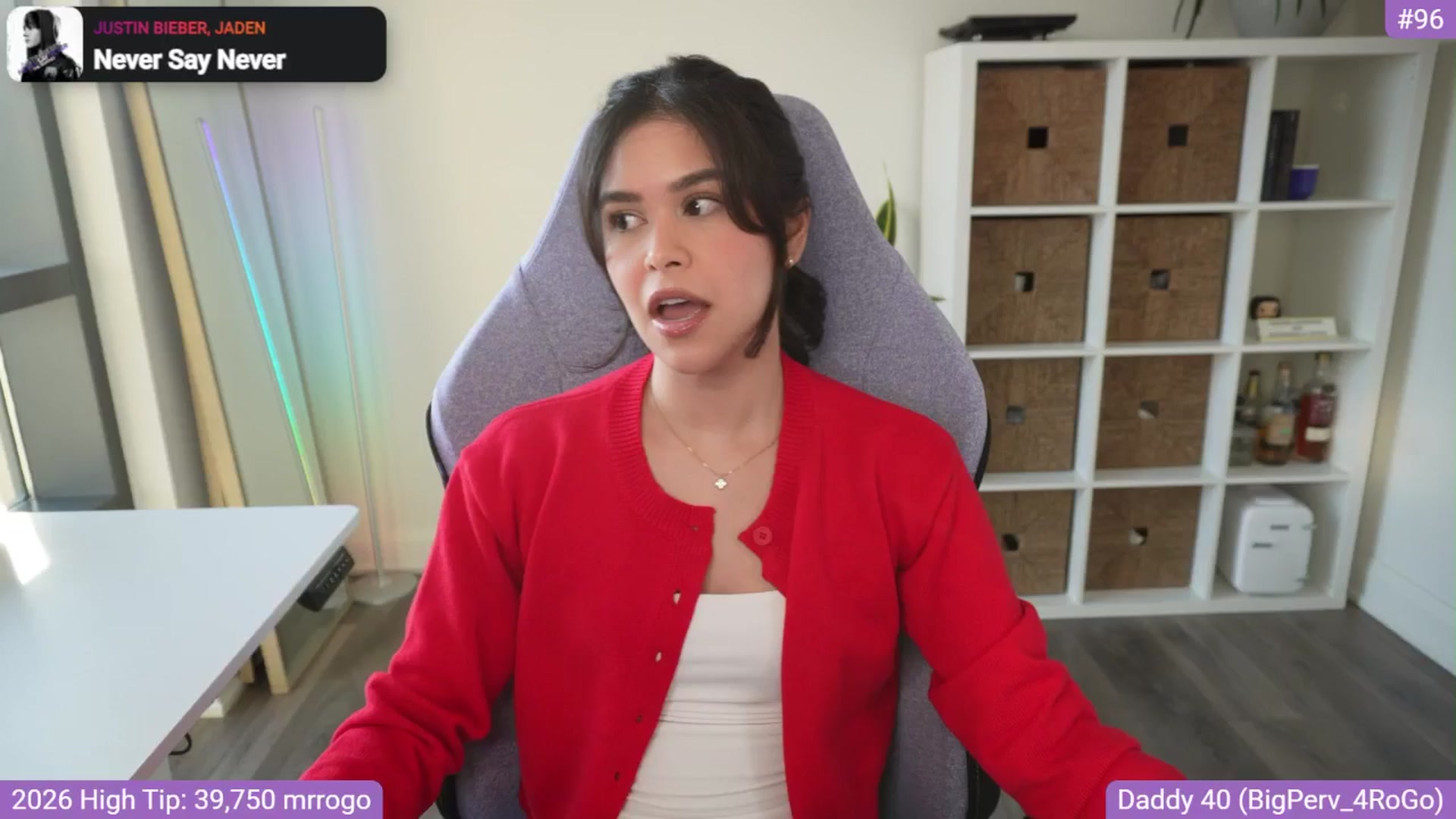 Gallery image thumbnail from RorrieGomez's myfreecams stream on, 04/23/2026, 24:28 image 4 of 20