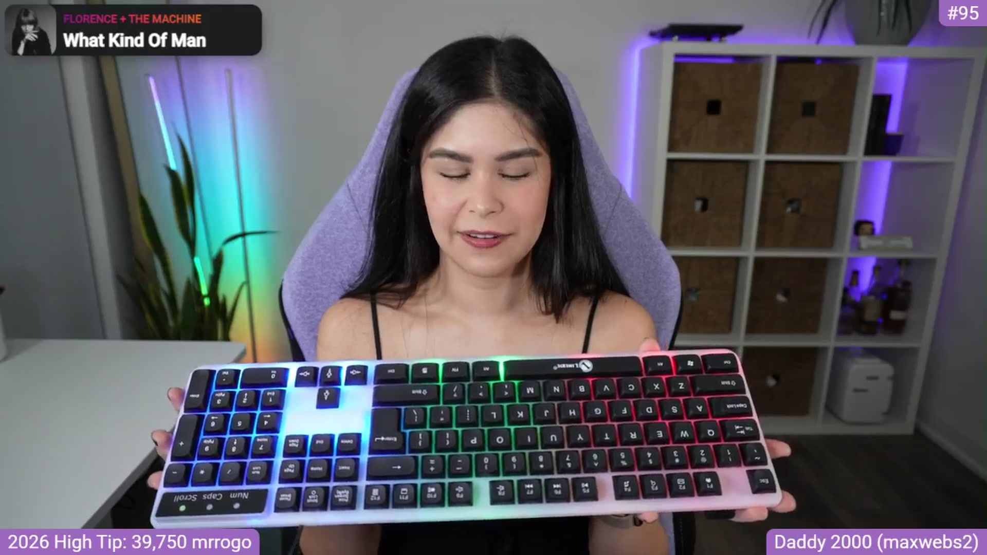 Gallery image thumbnail from RorrieGomez's myfreecams stream on, 04/24/2026, 03:09 image 7 of 20