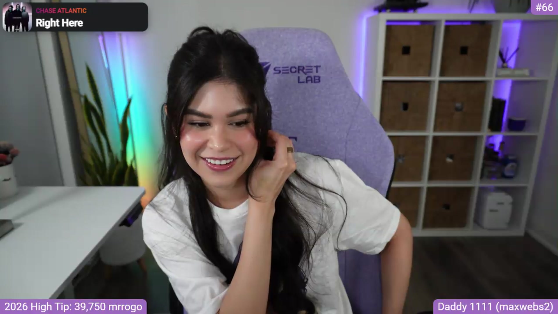 Gallery image thumbnail from RorrieGomez's myfreecams stream on, 05/21/2026, 02:24 image 12 of 20
