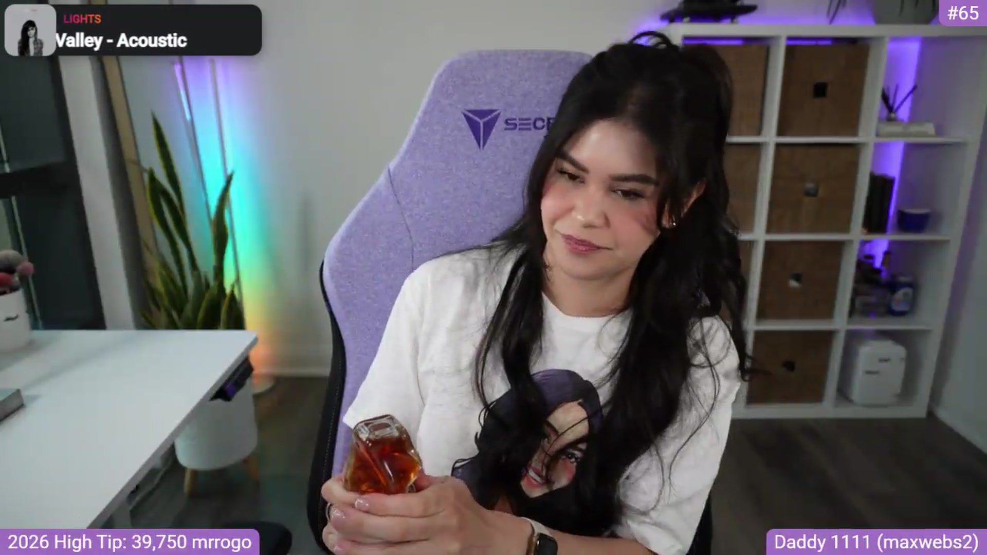Gallery image thumbnail from RorrieGomez's myfreecams stream on, 05/21/2026, 02:24 image 7 of 20