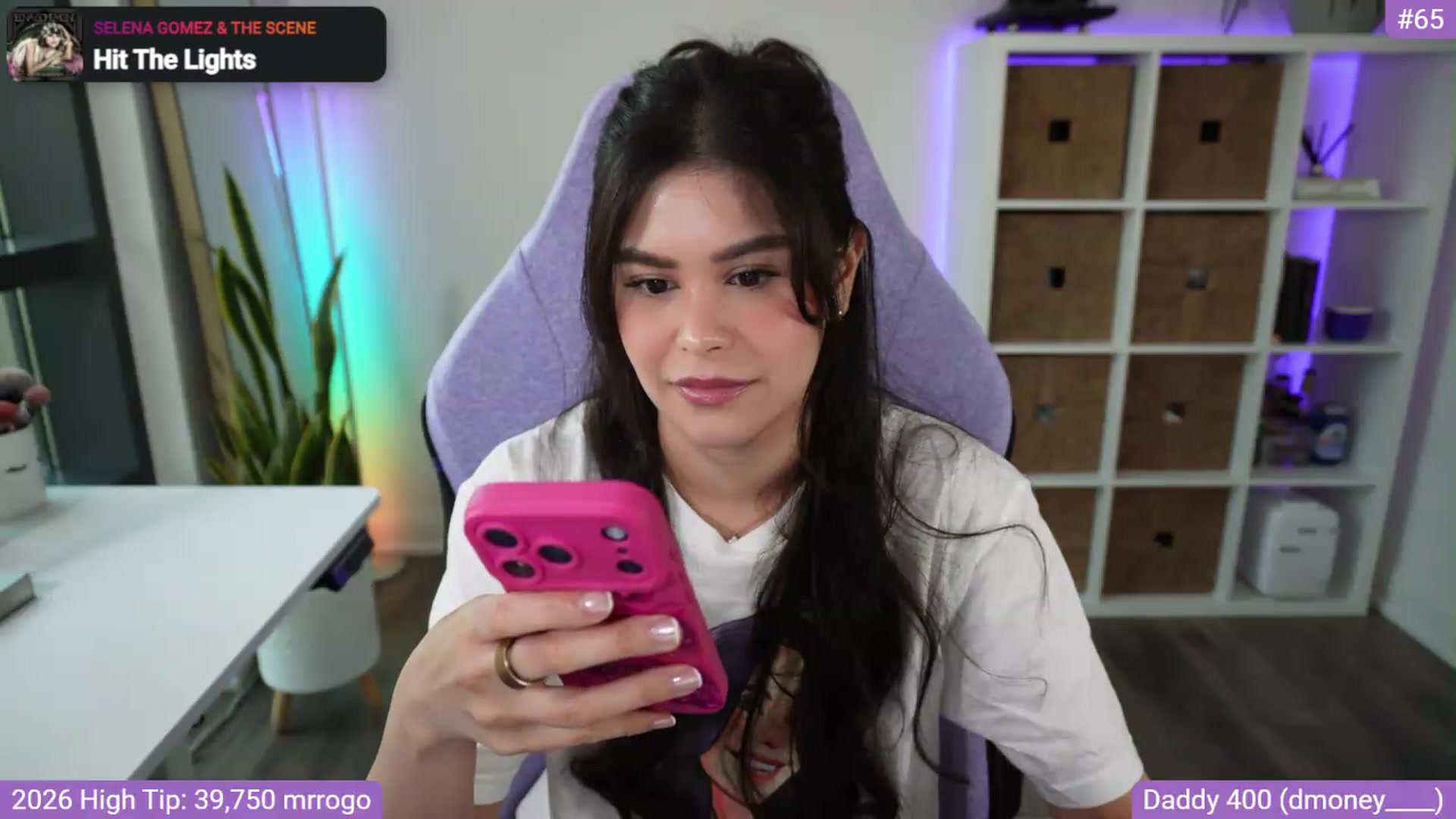 Gallery image thumbnail from RorrieGomez's myfreecams stream on, 05/21/2026, 02:24 image 6 of 20
