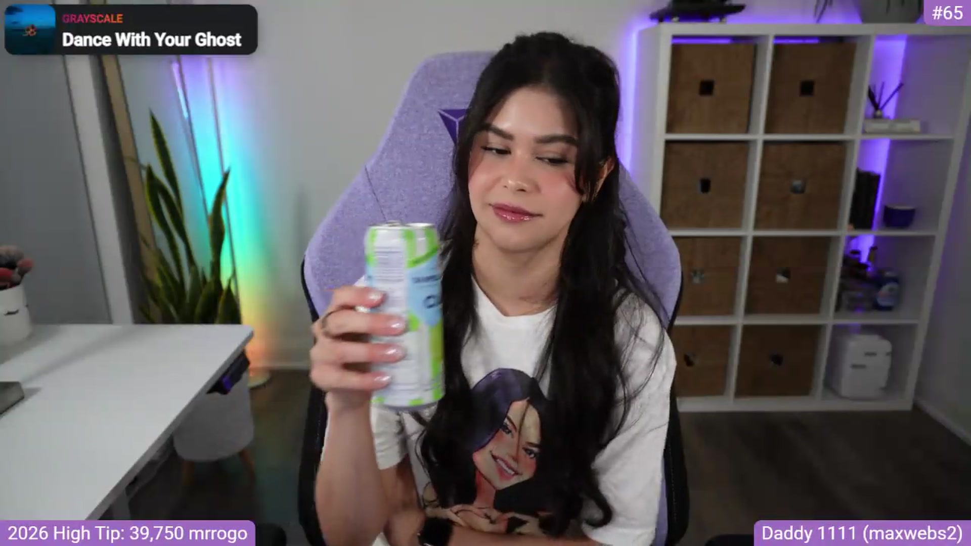 Gallery image thumbnail from RorrieGomez's myfreecams stream on, 05/21/2026, 02:24 image 9 of 20