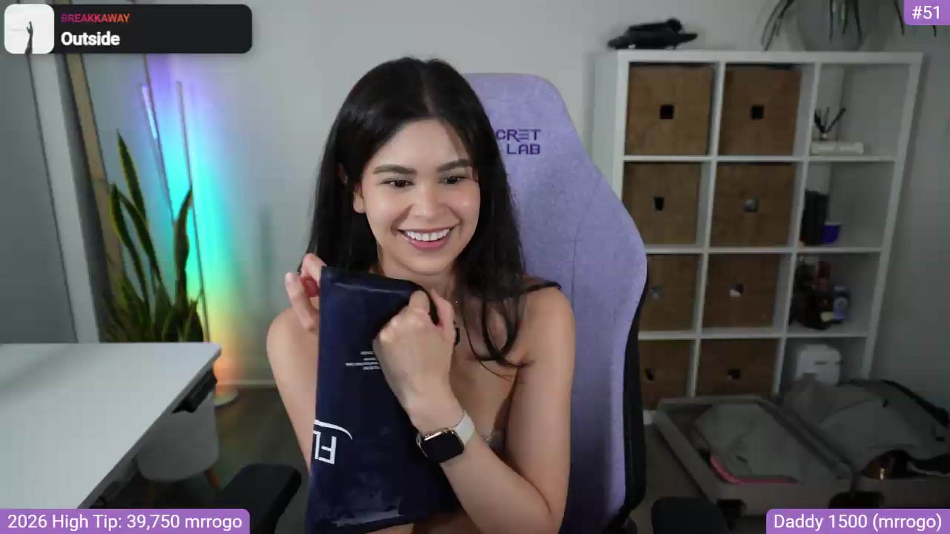 Gallery image thumbnail from RorrieGomez's myfreecams stream on, 05/25/2026, 02:33 image 12 of 20