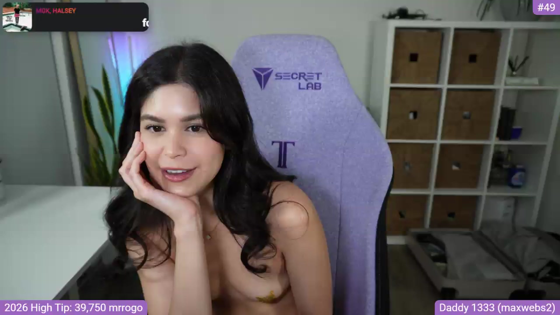 Gallery image thumbnail from RorrieGomez's myfreecams stream on, 05/27/2026, 01:23 image 17 of 20