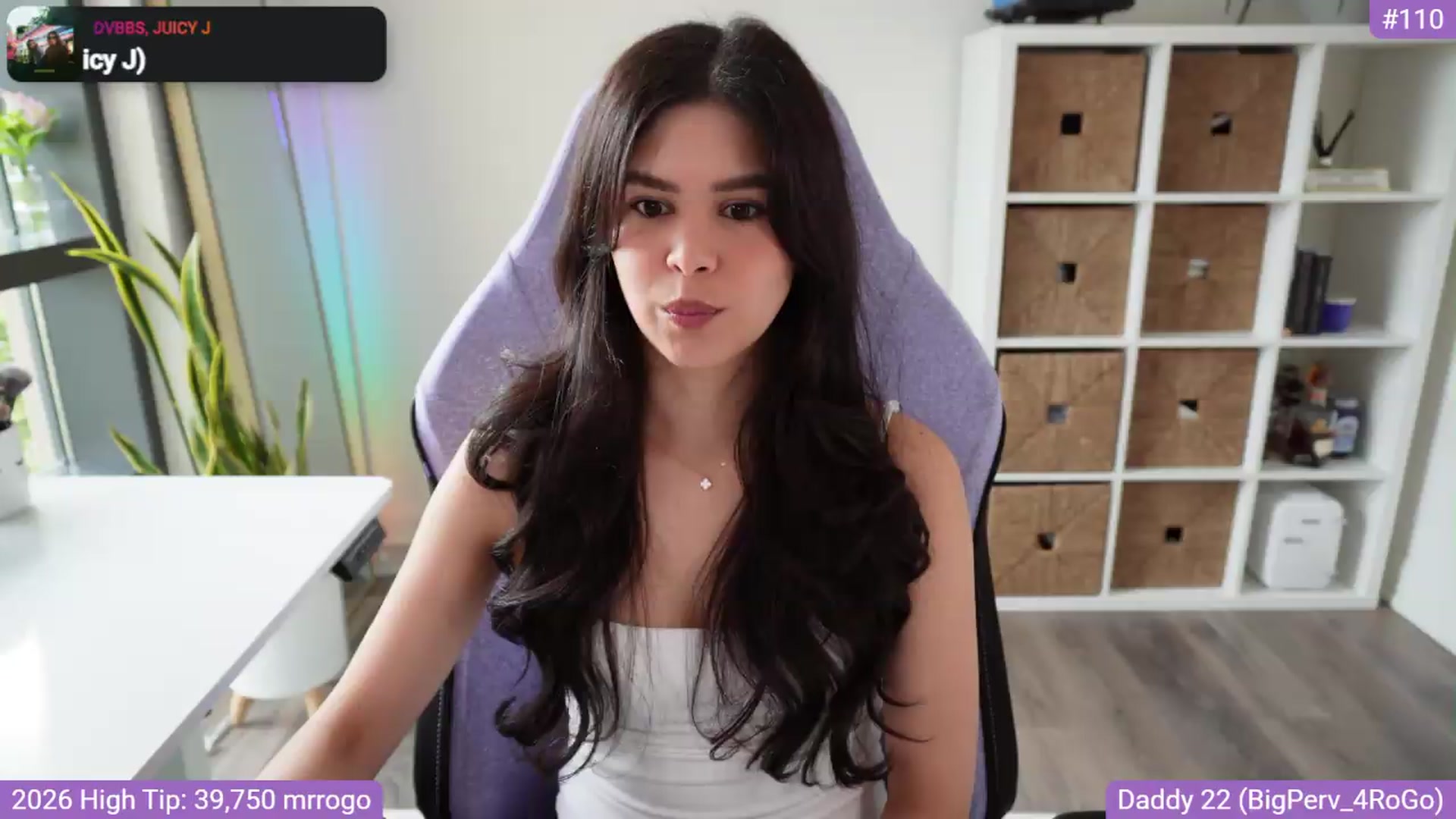 Gallery image thumbnail from RorrieGomez's myfreecams stream on, 06/10/2026, 24:37 image 3 of 20