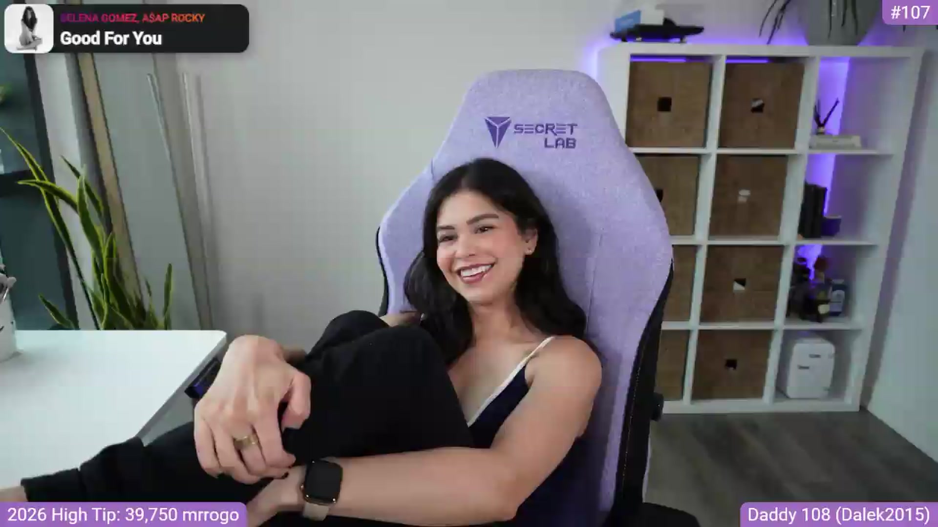 Gallery image thumbnail from RorrieGomez's myfreecams stream on, 06/14/2026, 20:14 image 3 of 20