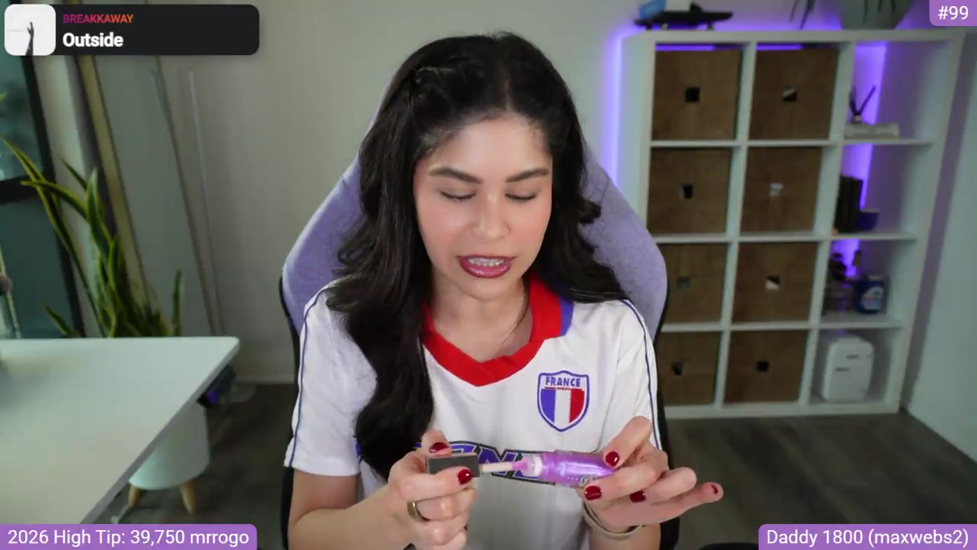 Gallery image thumbnail from RorrieGomez's myfreecams stream on, 06/19/2026, 02:10 image 10 of 20