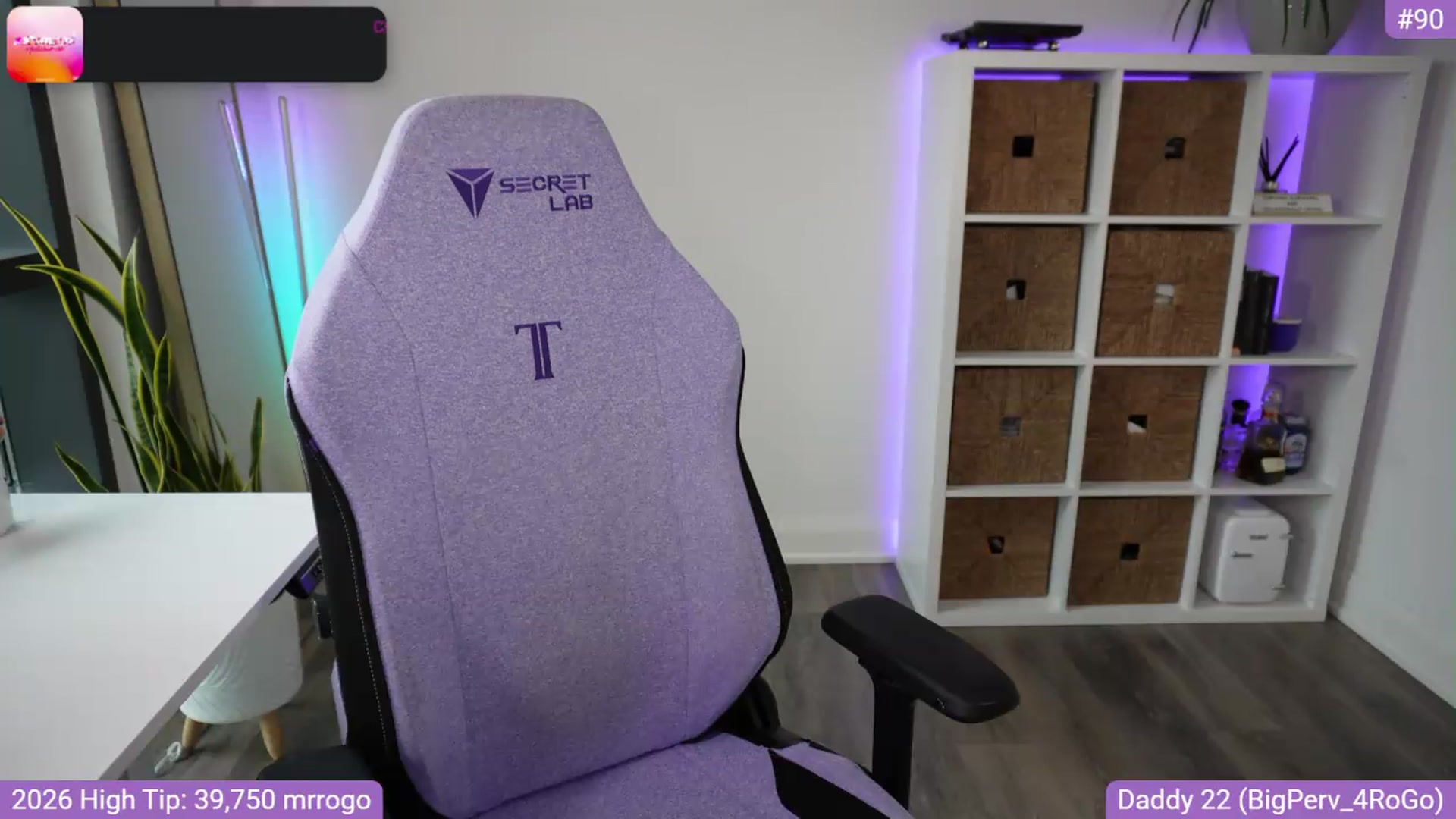 Gallery image thumbnail from RorrieGomez's myfreecams stream on, 06/25/2026, 24:04 image 12 of 20