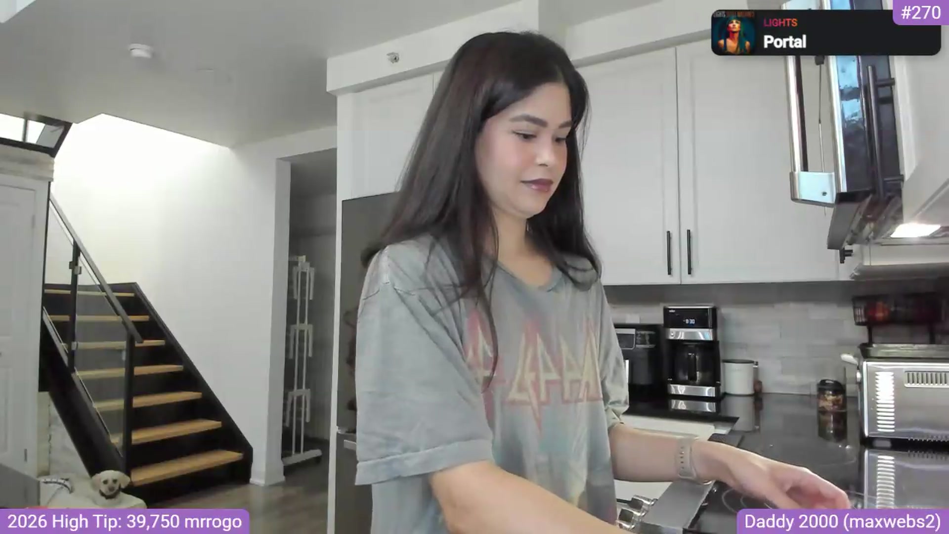 Gallery image thumbnail from RorrieGomez's myfreecams stream on, 07/04/2026, 02:42 image 10 of 20