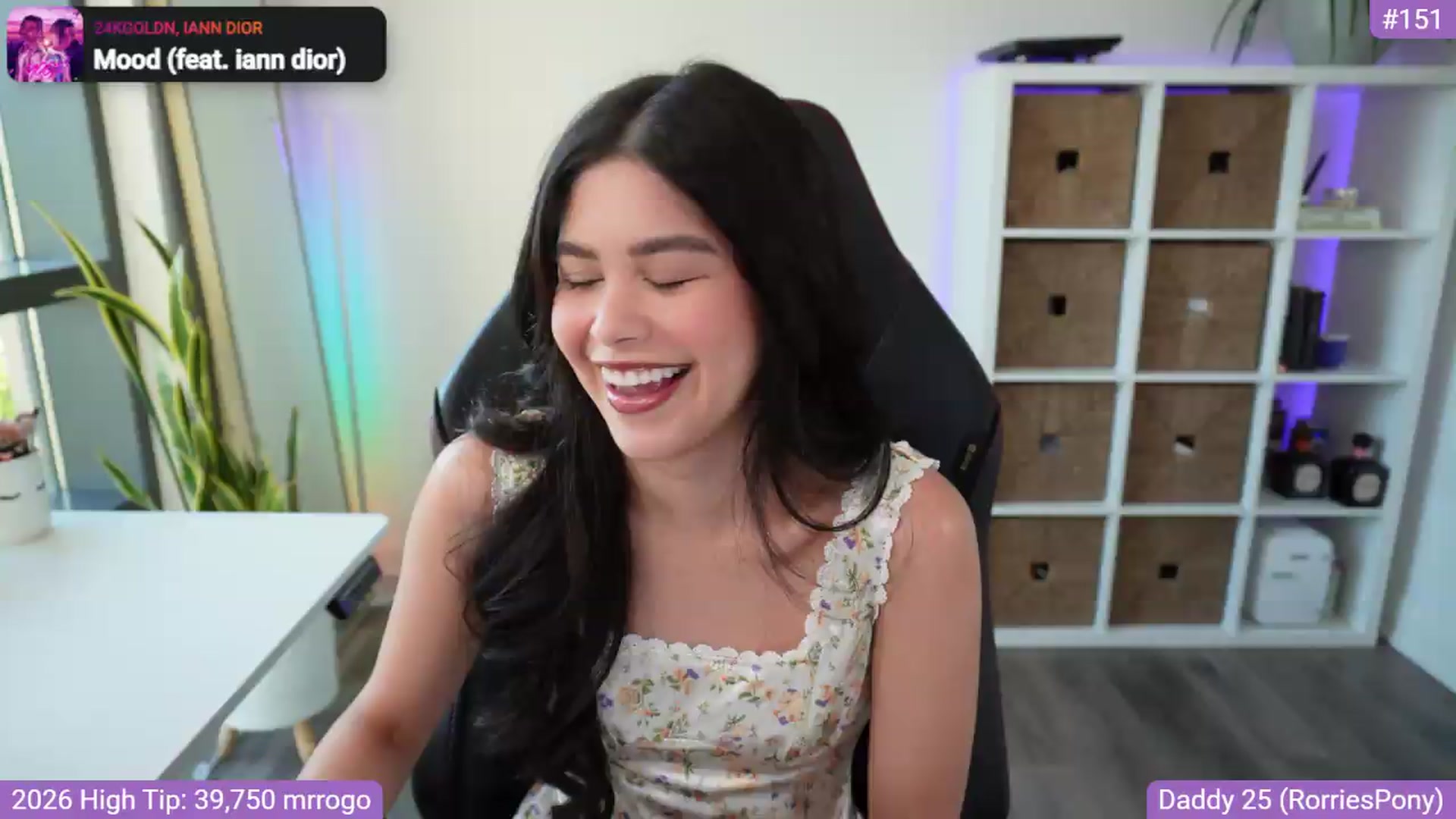 Gallery image thumbnail from RorrieGomez's myfreecams stream on, 07/08/2026, 24:01 image 3 of 20