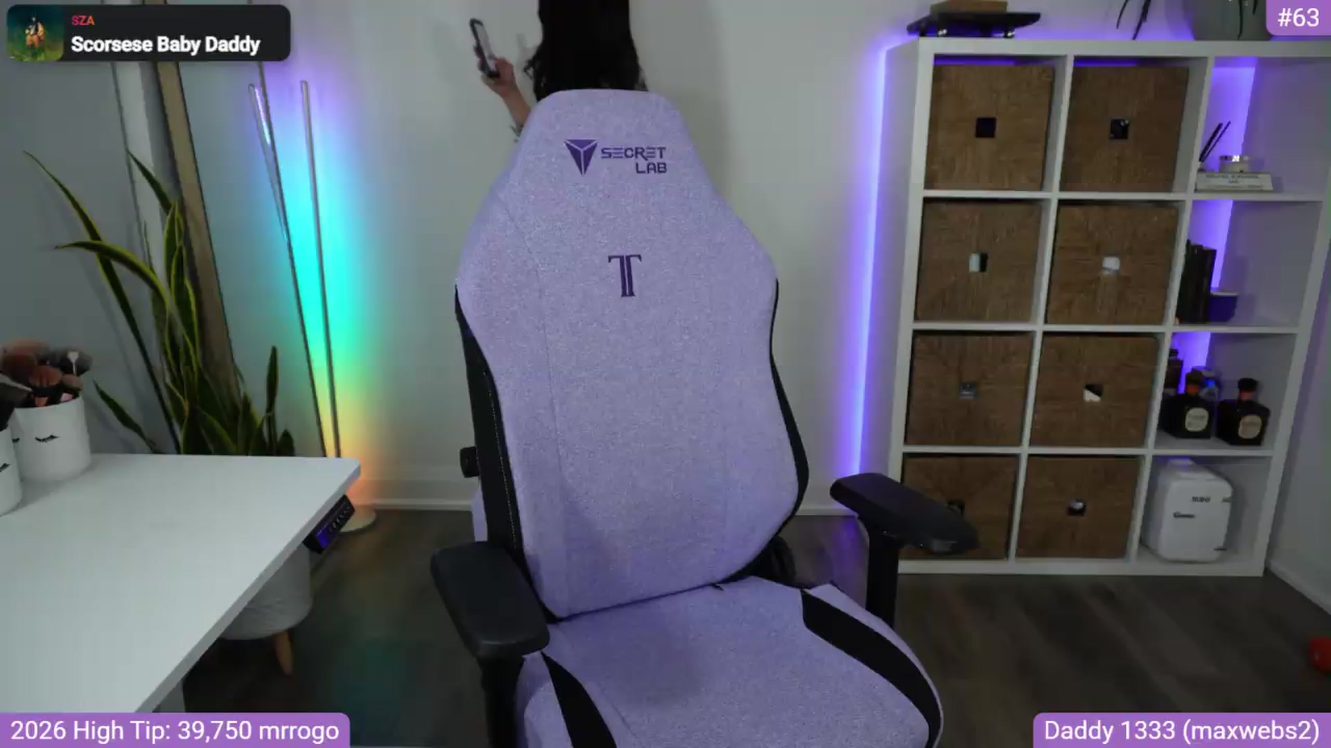 Gallery image thumbnail from RorrieGomez's myfreecams stream on, 07/27/2026, 03:06 image 6 of 20