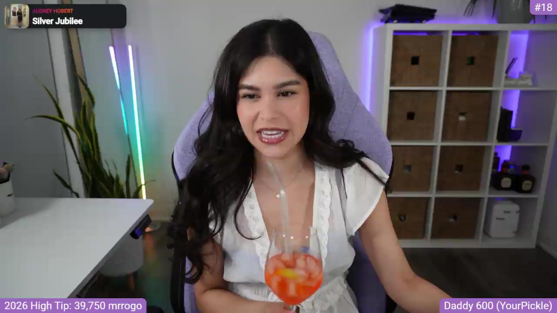 Gallery image thumbnail from RorrieGomez's myfreecams stream on, 08/29/2026, 02:34 image 2 of 20