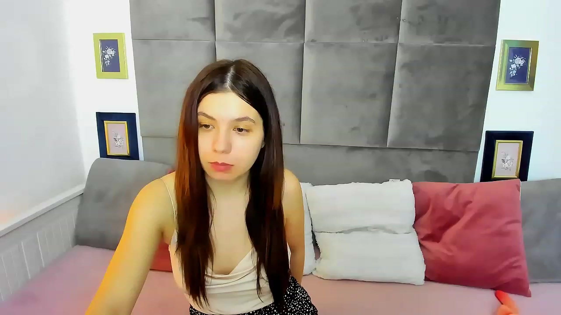 Gallery image thumbnail from Rory_May's myfreecams stream on, 03/26/2023, 02:10 image 15 of 20