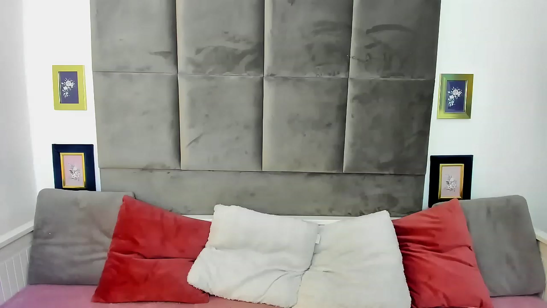 Gallery image thumbnail from Rory_May's myfreecams stream on, 03/27/2023, 01:48 image 18 of 20