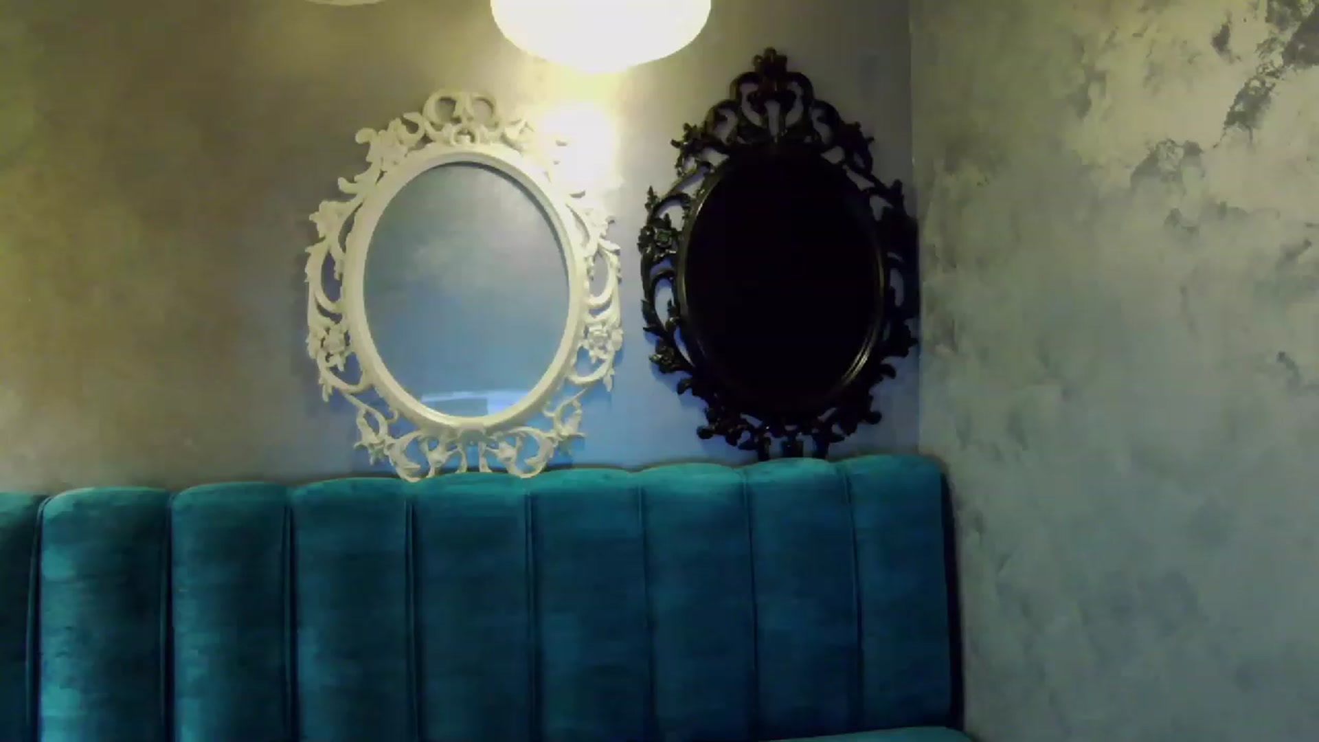 Gallery image thumbnail from RosaRose_'s myfreecams stream on, 03/30/2023, 20:24 image 16 of 20