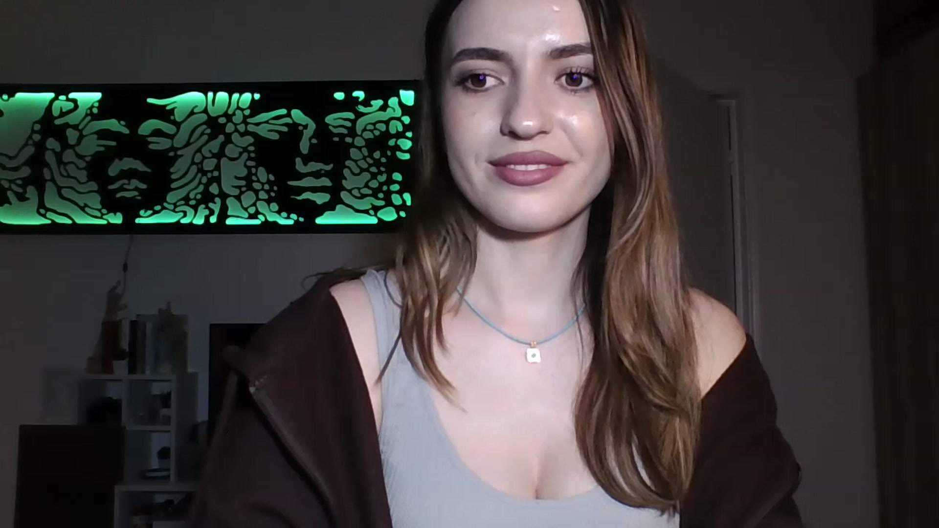 Gallery image thumbnail from RosaRose_'s myfreecams stream on, 04/25/2023, 01:47 image 1 of 20