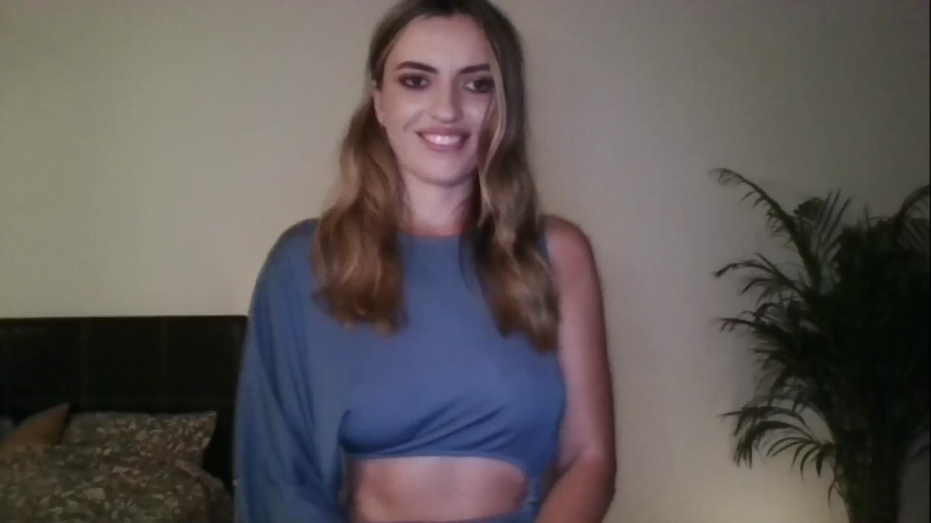 Gallery image thumbnail from RosaRose_'s myfreecams stream on, 08/16/2023, 23:48 image 13 of 20