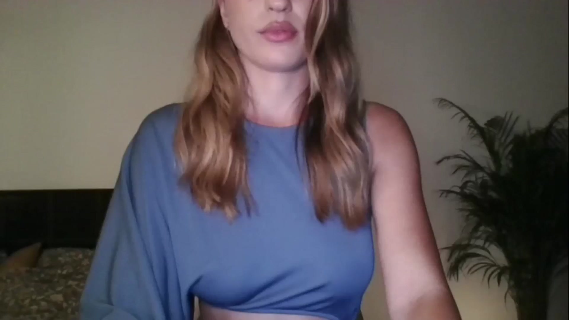 Gallery image thumbnail from RosaRose_'s myfreecams stream on, 08/16/2023, 23:48 image 19 of 20