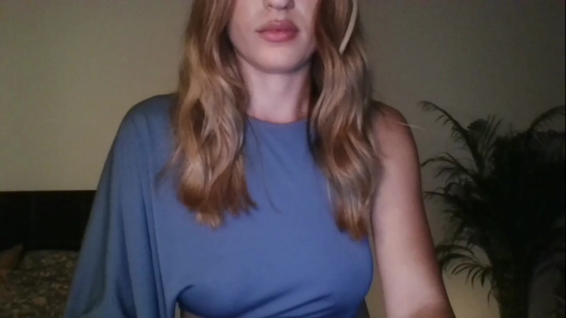 Gallery image thumbnail from RosaRose_'s myfreecams stream on, 08/16/2023, 23:48 image 2 of 20