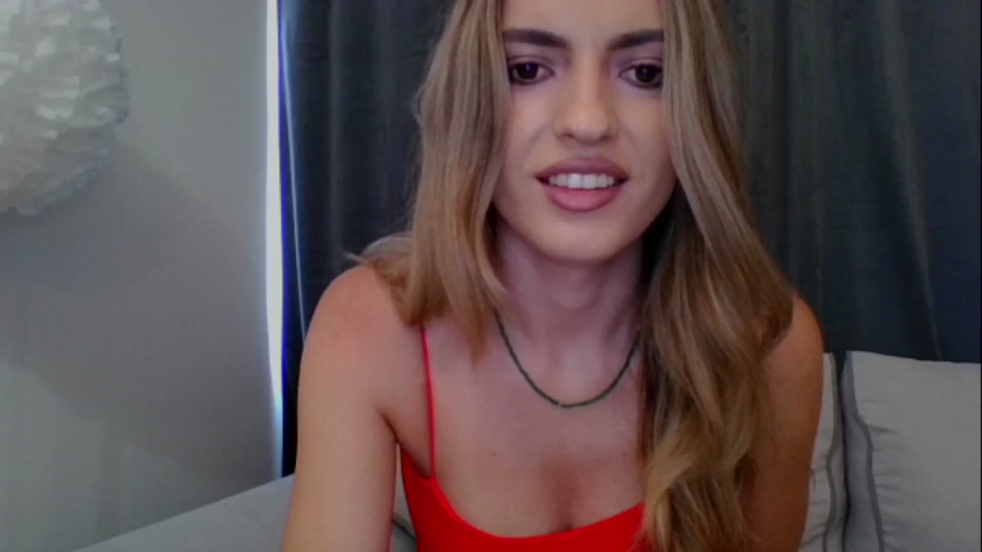 Gallery image thumbnail from RosaRose_'s myfreecams stream on, 09/25/2023, 15:09 image 5 of 20