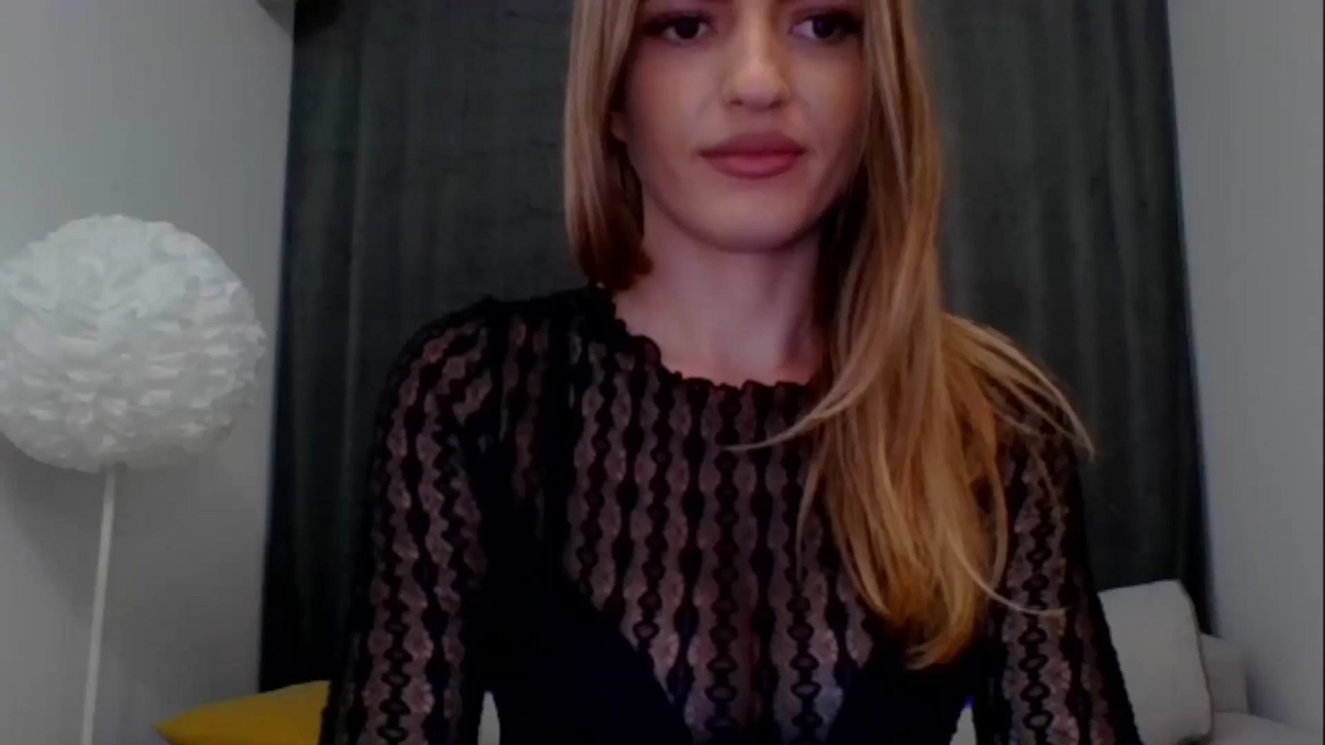 Gallery image thumbnail from RosaRose_'s myfreecams stream on, 10/07/2023, 19:12 image 5 of 20