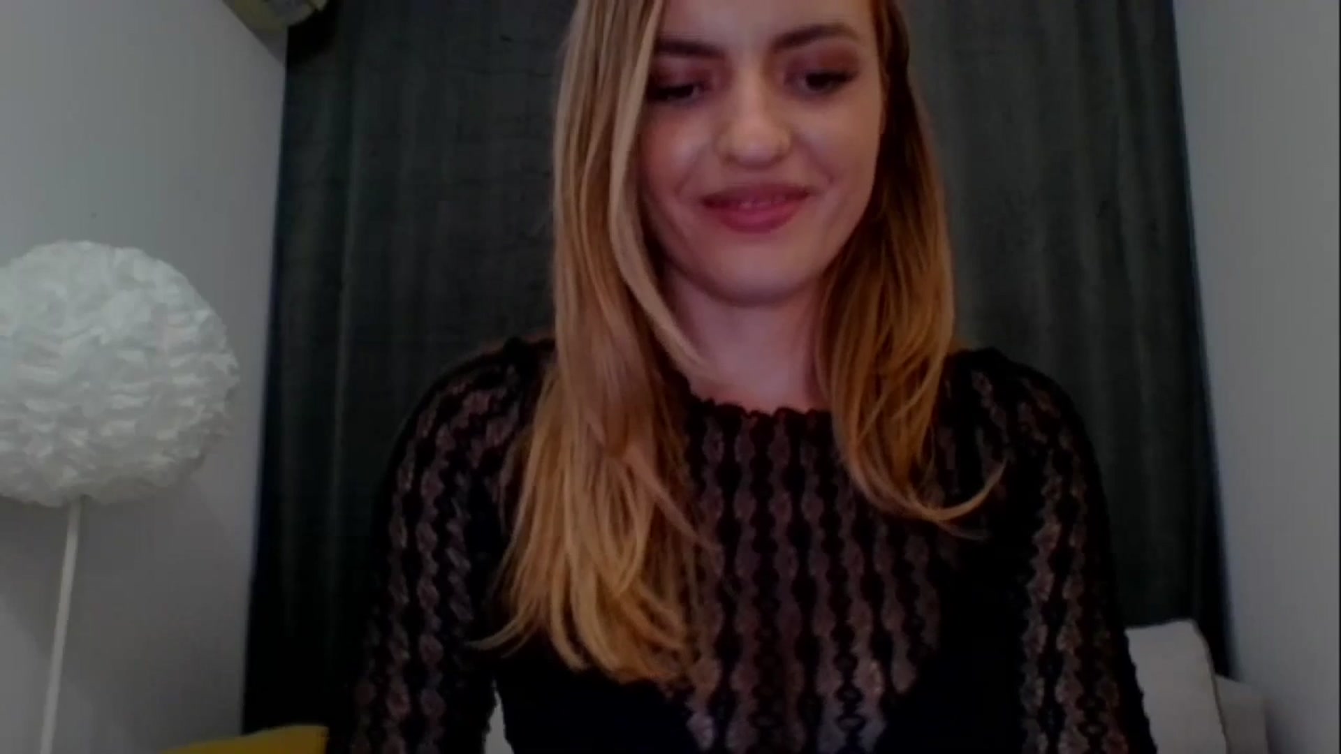 Gallery image thumbnail from RosaRose_'s myfreecams stream on, 10/07/2023, 19:12 image 14 of 20